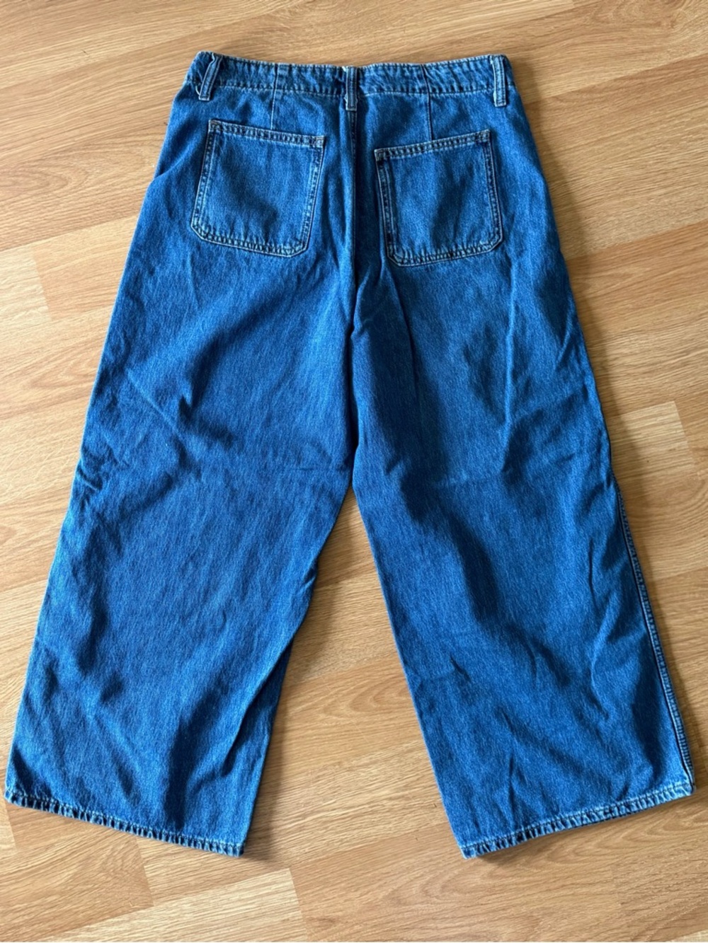Old Navy Baggy,High-Rise,Wide Leg, crop -Blue Jeans-patch pockets- women Sz P 10 - Picture 2 of 5